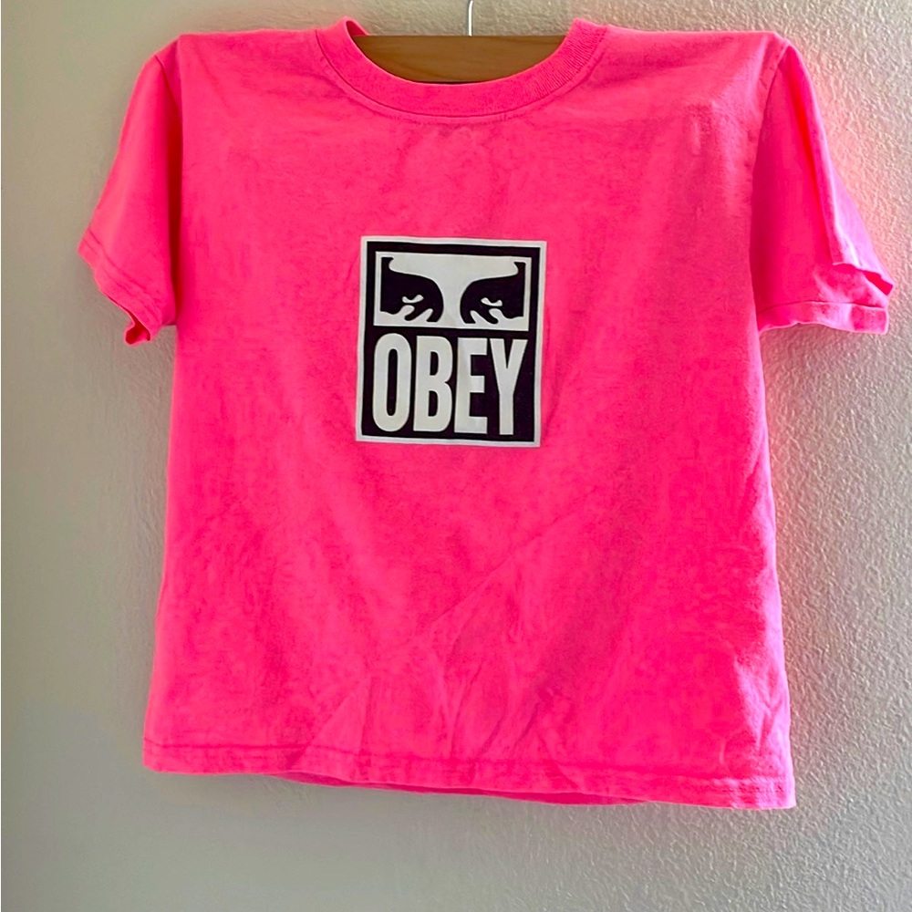 Obey T-shirt